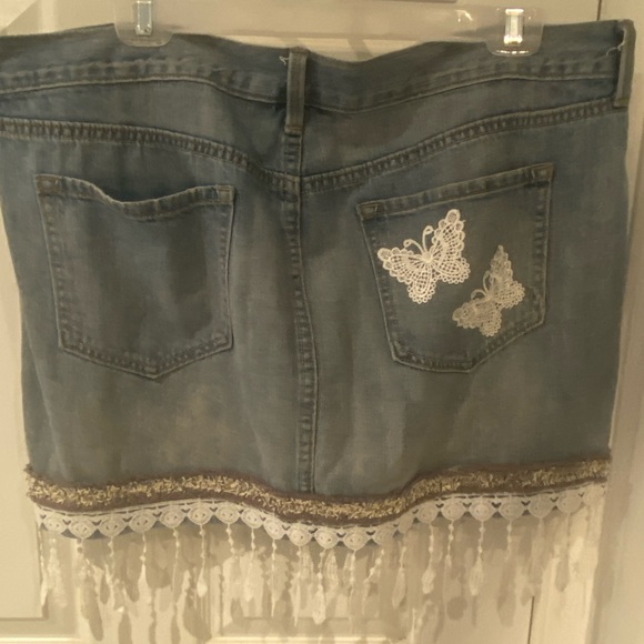 Cute Upcycled Old Navy denim skirt - Picture 2 of 3